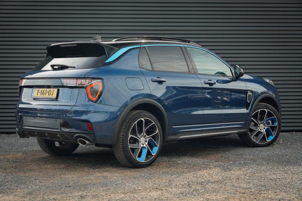 Lynk & Co 01 1.5 / Pano / Navi / 360 / ACC / Carplay