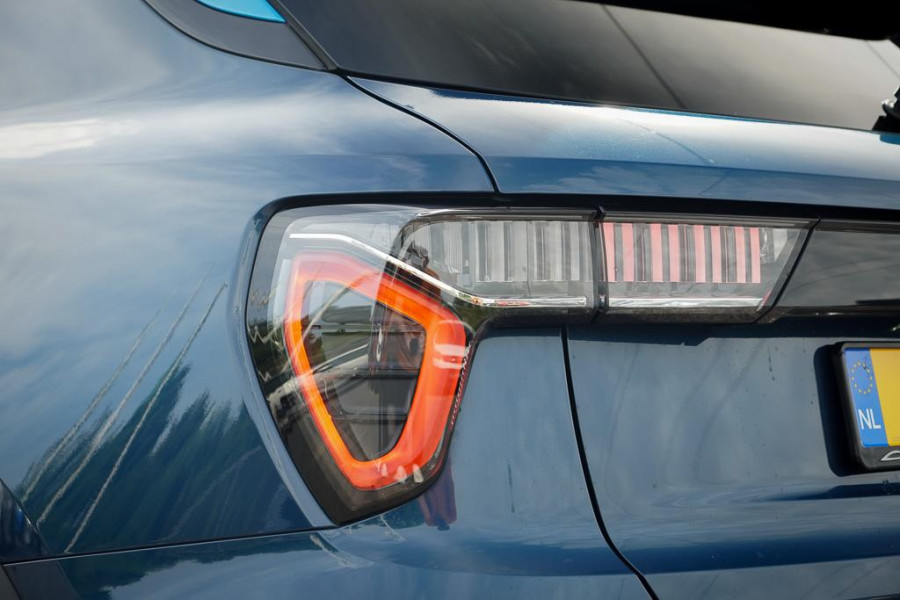 Lynk & Co 01 1.5 / Pano / Navi / 360 / ACC / Carplay