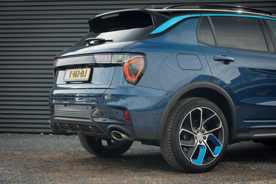Lynk & Co 01 1.5 / Pano / Navi / 360 / ACC / Carplay