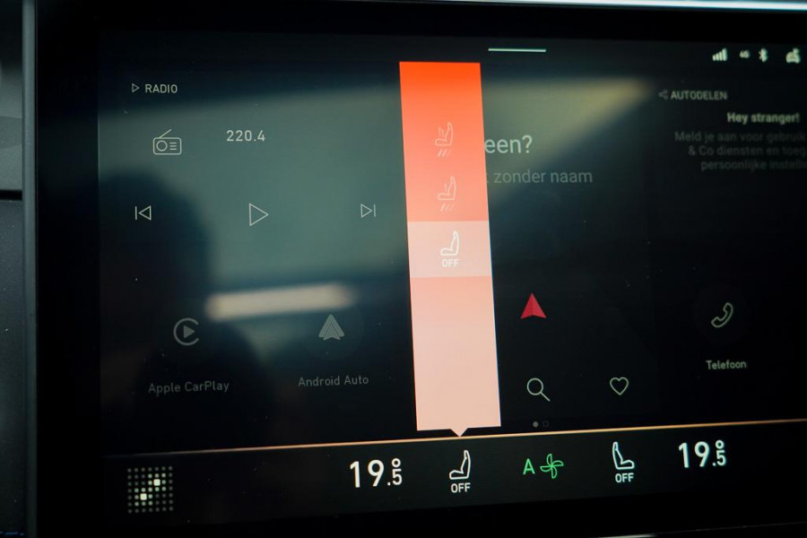 Lynk & Co 01 1.5 / Pano / Navi / 360 / ACC / Carplay