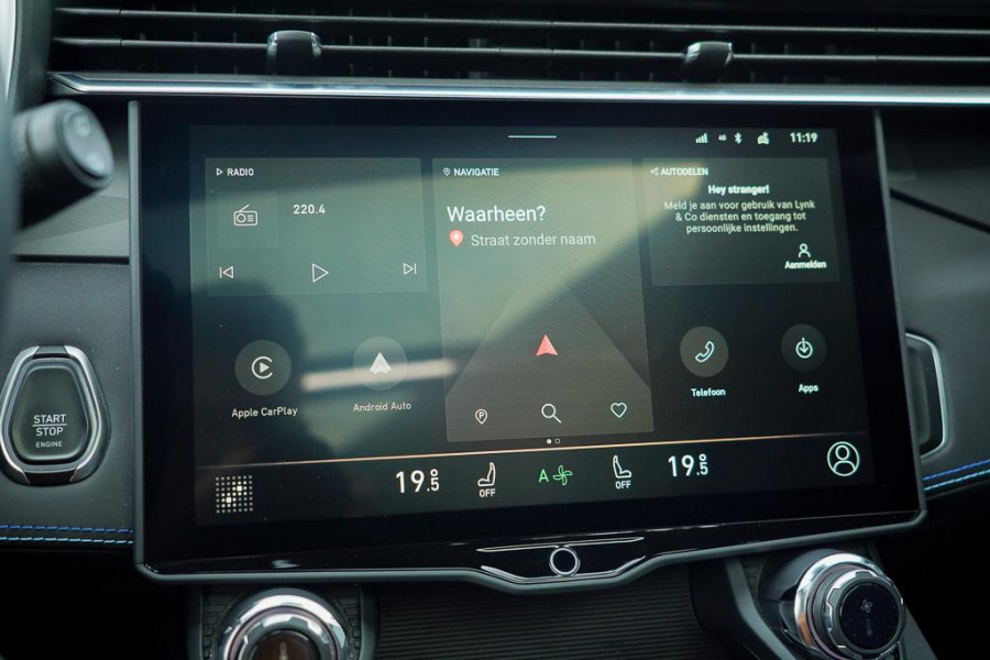 Lynk & Co 01 1.5 / Pano / Navi / 360 / ACC / Carplay