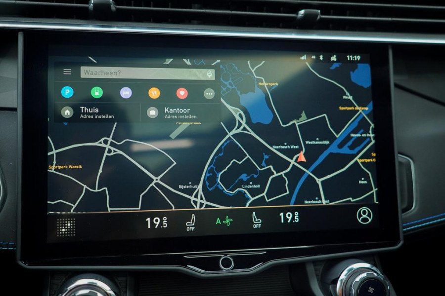 Lynk & Co 01 1.5 / Pano / Navi / 360 / ACC / Carplay
