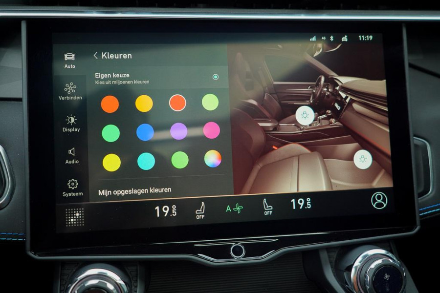 Lynk & Co 01 1.5 / Pano / Navi / 360 / ACC / Carplay