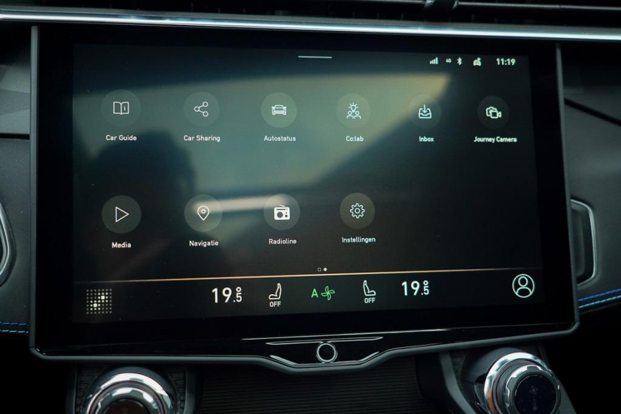 Lynk & Co 01 1.5 / Pano / Navi / 360 / ACC / Carplay