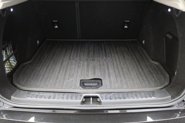 Lynk & Co 01 1.5 Plug-in Hybrid Automaat Panoramadak, ACC, Keyless, Navigatie, PDC, LED, 20''
