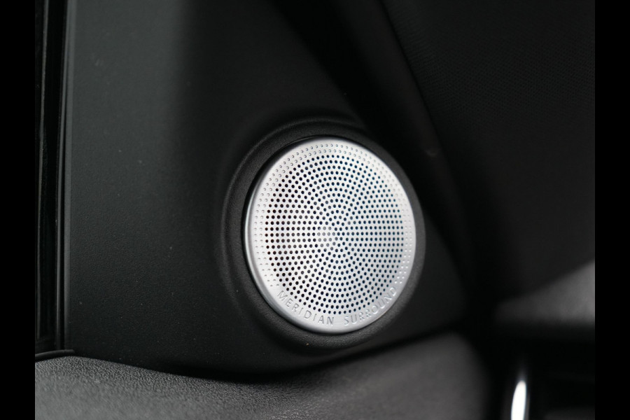 Land Rover Range Rover Evoque P300e AWD R-Dynamic HSE Plug in Hybrid 300pk Dealer O.H PHEV | Trekhaak Afneembaar | 360 Camera | Adaptive Cruise | Lederen Sportstoelen Memory & Verwarmd | Meridian Surround | Apple Carplay | Lane Assist | Keyless | Stuur Verwarmd | Blis | Naviga