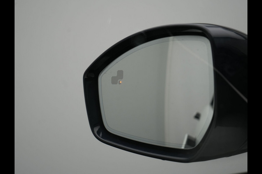 Land Rover Range Rover Evoque P300e AWD R-Dynamic HSE Plug in Hybrid 300pk Dealer O.H PHEV | Trekhaak Afneembaar | 360 Camera | Adaptive Cruise | Lederen Sportstoelen Memory & Verwarmd | Meridian Surround | Apple Carplay | Lane Assist | Keyless | Stuur Verwarmd | Blis | Naviga