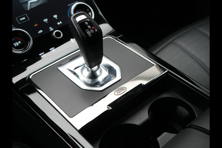 Land Rover Range Rover Evoque P300e AWD R-Dynamic HSE Plug in Hybrid 300pk Dealer O.H PHEV | Trekhaak Afneembaar | 360 Camera | Adaptive Cruise | Lederen Sportstoelen Memory & Verwarmd | Meridian Surround | Apple Carplay | Lane Assist | Keyless | Stuur Verwarmd | Blis | Naviga