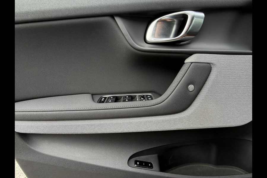 Polestar 2 Long Range Dual | Panorama | 360 | Camera | Harman Kardon |
