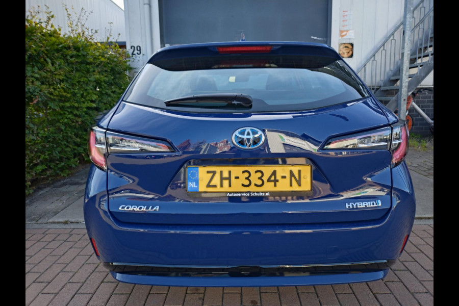 Toyota Corolla Touring Sports 1.8 Hybrid First Edition dealer onderhouden !