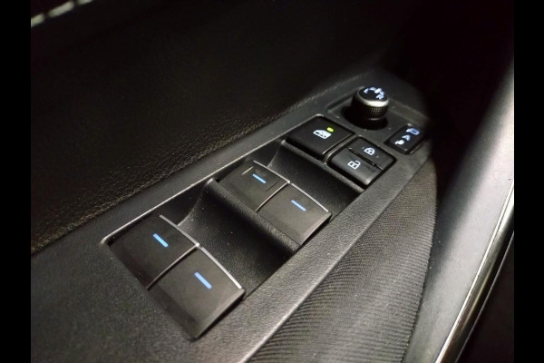 Toyota Corolla Touring Sports 1.8 Hybrid First Edition dealer onderhouden !