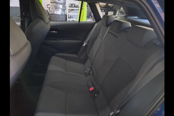 Toyota Corolla Touring Sports 1.8 Hybrid First Edition dealer onderhouden !