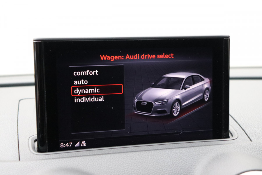 Audi RS3 Limousine 2.5 TFSI Quattro B&O Virtual RS Sportstoelen