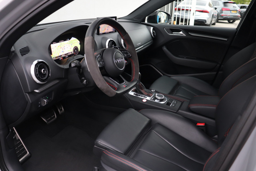 Audi RS3 Limousine 2.5 TFSI Quattro B&O Virtual RS Sportstoelen