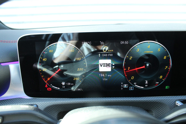 Mercedes-Benz CLA-Klasse Shooting Brake 200 164pk Business Solution AMG AUTOMAAT NL-Auto NAP Clima Cruise Navi Camera Carplay Burmester Dig. Cockpit El. Klep 18"LMV