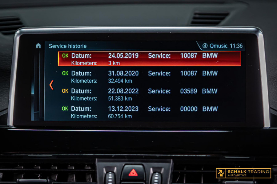 BMW X1 SDrive20i Orange Edition III|Pano|NAP|Leder|Trekhaak