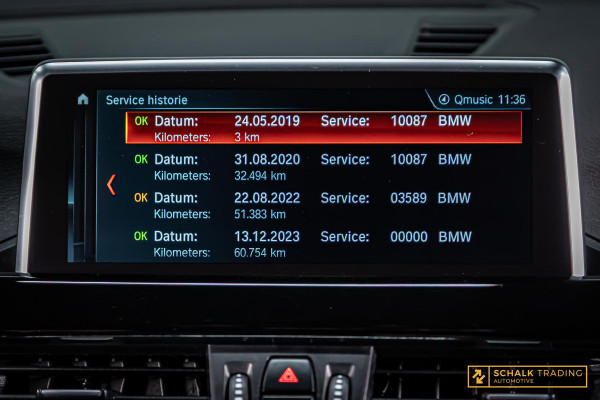 BMW X1 SDrive20i Orange Edition III|Pano|NAP|Leder|Trekhaak