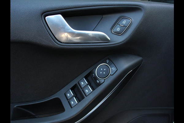 Ford Fiesta 1.0 EcoBoost 125pk Active X | Navigatie | Apple Carplay/Android Auto | Climate Control | Cruise Control | Parkeer sensoren | Stoelverwarming
