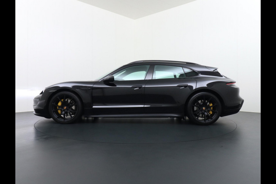 Porsche Taycan Sport Turismo 83 kWh VAN: 69.900,- VOOR: 64.770,- UW HERFSTVOORDEEL: 5.130,- EURO DEALER ONDERHOUDEN | SPORTCHRONO | 14WEGS COMFORSTOELEN | WARMTEPOMP | BOSE | BTW VERREKENBAAR