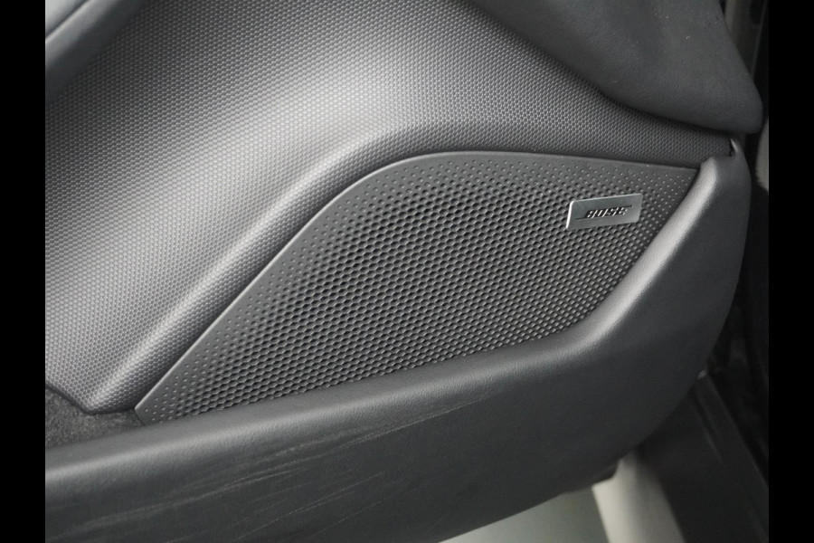 Porsche Taycan Sport Turismo 83 kWh VAN: 69.900,- VOOR: 64.770,- UW HERFSTVOORDEEL: 5.130,- EURO DEALER ONDERHOUDEN | SPORTCHRONO | 14WEGS COMFORSTOELEN | WARMTEPOMP | BOSE | BTW VERREKENBAAR