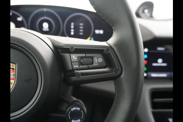 Porsche Taycan Sport Turismo 83 kWh VAN: 69.900,- VOOR: 64.770,- UW HERFSTVOORDEEL: 5.130,- EURO DEALER ONDERHOUDEN | SPORTCHRONO | 14WEGS COMFORSTOELEN | WARMTEPOMP | BOSE | BTW VERREKENBAAR
