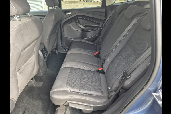 Ford Kuga 1.5 EcoBoost Titanium ,airco,cruise,applecarplay/android,navigatie/camera,parkeersensoren,trekhaak,