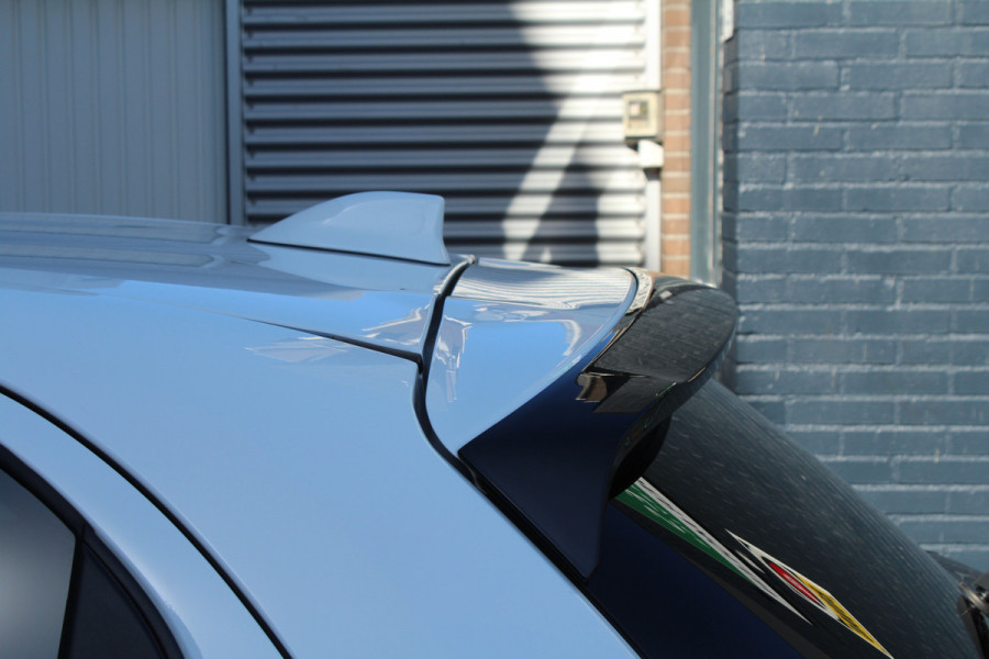 Toyota Yaris 1.5 Hybrid 116pk Executive Automaat NL-Auto NAP 10 Jaar Garantie Clima Cruise Navi Carplay Camera 17"LMV Stoelverwarming