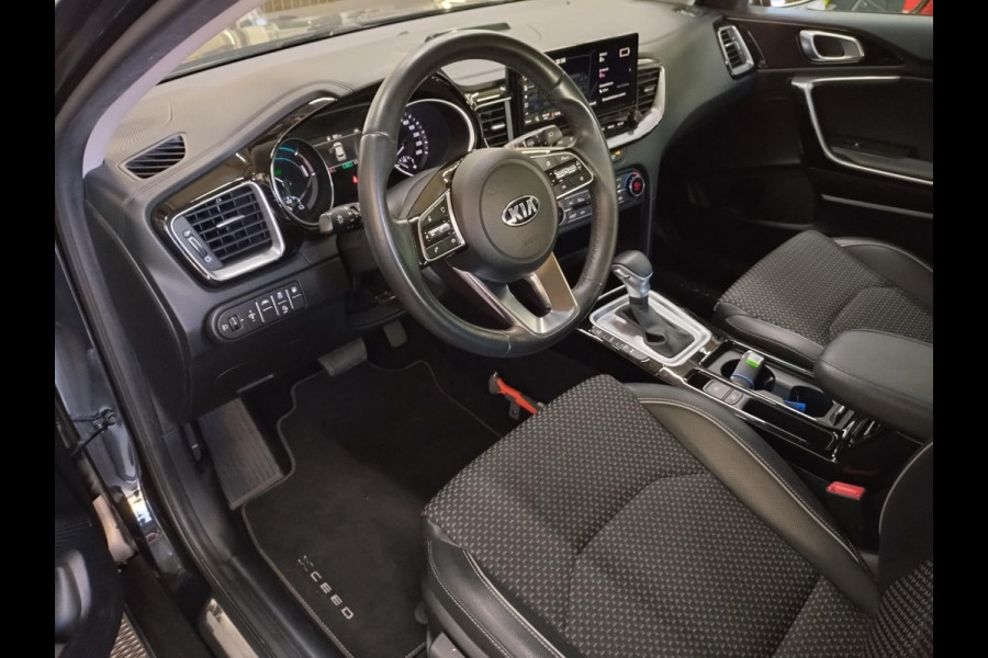 Kia Xceed 1.6 GDi PHEV DynamicLine Dealer onderhouden!