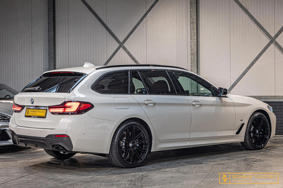 BMW 5 Serie Touring 530i xDrive|M-sport|Laser|FULL|HUD|Pano|