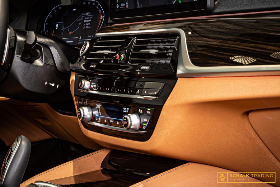 BMW 5 Serie Touring 530i xDrive|M-sport|Laser|FULL|HUD|Pano|