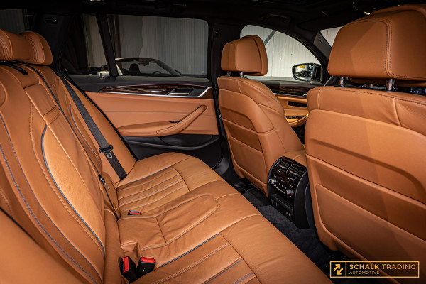 BMW 5 Serie Touring 530i xDrive|M-sport|Laser|FULL|HUD|Pano|