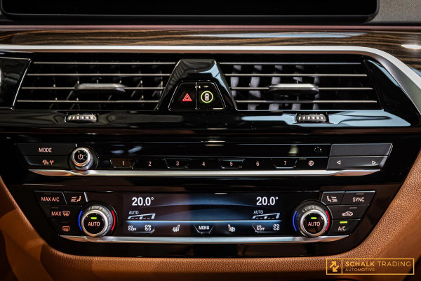 BMW 5 Serie Touring 530i xDrive|M-sport|Laser|FULL|HUD|Pano|