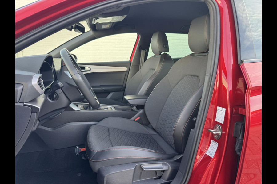 Seat Leon Sportstourer 1.5 TSI FR Launch Edition Camera Led Navigatie Carplay Verwarmde stoelen en stuur