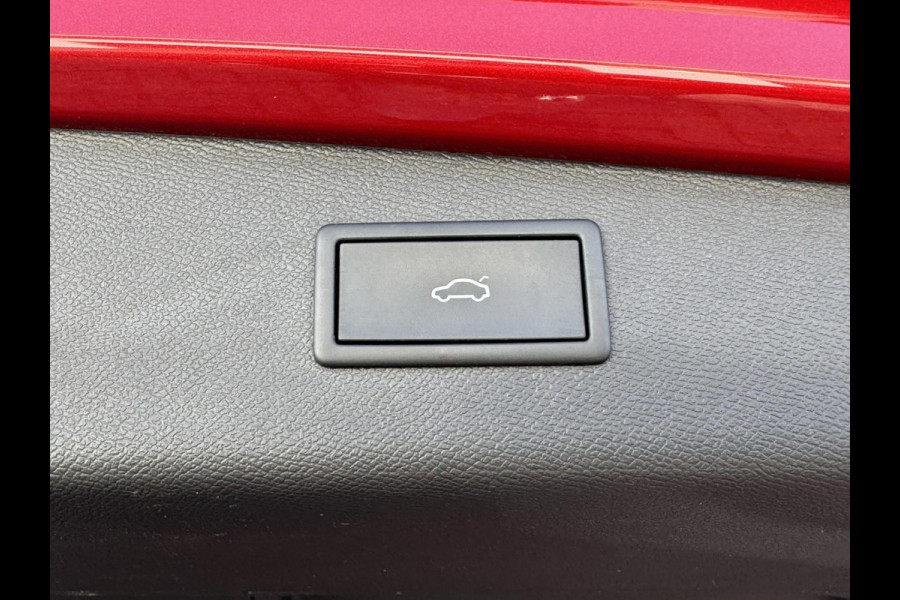 Seat Leon Sportstourer 1.5 TSI FR Launch Edition Camera Led Navigatie Carplay Verwarmde stoelen en stuur