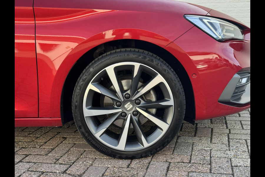 Seat Leon Sportstourer 1.5 TSI FR Launch Edition Camera Led Navigatie Carplay Verwarmde stoelen en stuur