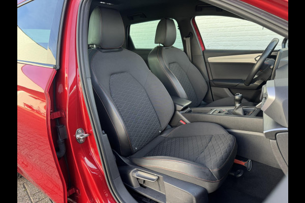 Seat Leon Sportstourer 1.5 TSI FR Launch Edition Camera Led Navigatie Carplay Verwarmde stoelen en stuur