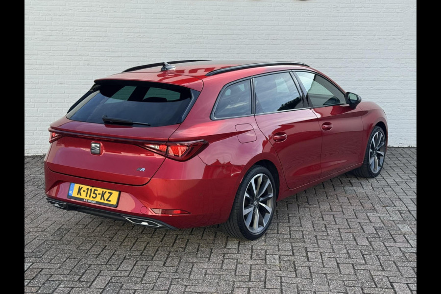 Seat Leon Sportstourer 1.5 TSI FR Launch Edition Camera Led Navigatie Carplay Verwarmde stoelen en stuur