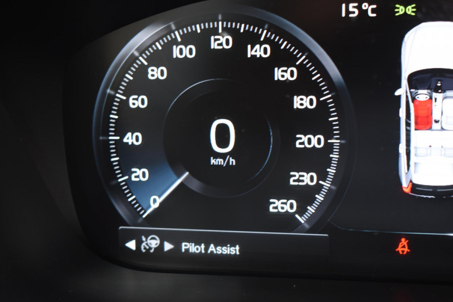 Volvo XC60 T5 250PK Automaat AWD Inscription / Navigatie / Cruise Control / Panorama Dak / Leder / LM Velgen /