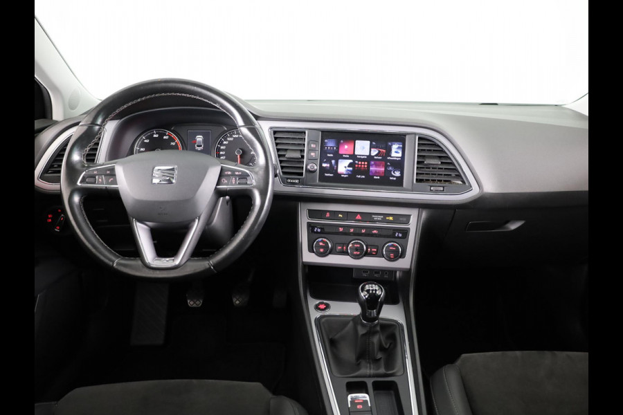 Seat León ST 1.4 EcoTSI Xcellence 150pk | Panoramadak | Full Led koplampen | 17 inch lichtmetalen velgen | Navigatie