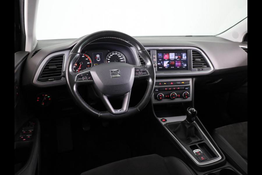 Seat León ST 1.4 EcoTSI Xcellence 150pk | Panoramadak | Full Led koplampen | 17 inch lichtmetalen velgen | Navigatie