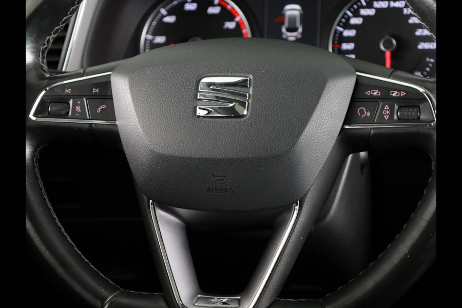 Seat León ST 1.4 EcoTSI Xcellence 150pk | Panoramadak | Full Led koplampen | 17 inch lichtmetalen velgen | Navigatie