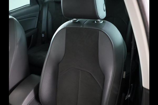 Seat León ST 1.4 EcoTSI Xcellence 150pk | Panoramadak | Full Led koplampen | 17 inch lichtmetalen velgen | Navigatie