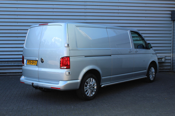 Volkswagen Transporter 2.0 TDI 150pk L2H1 Bulli DSG NL-Auto NAP Airco Cruise Navi Camera 17"LMV Sidebars Trekhaak 2500kg
