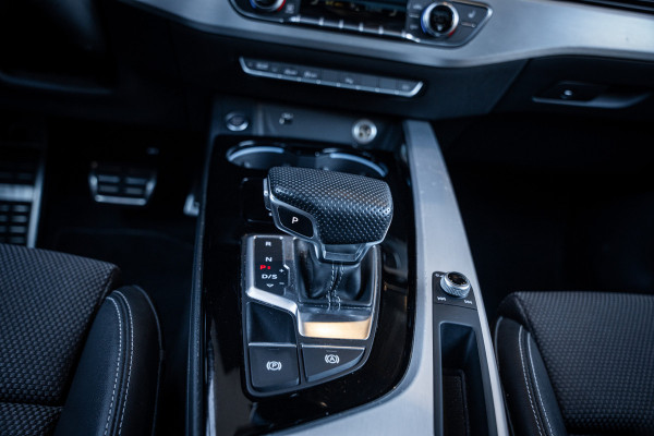 Audi A4 Avant 35 TFSI S edition - S Line | Panorama | ACC | Keyless | Camera