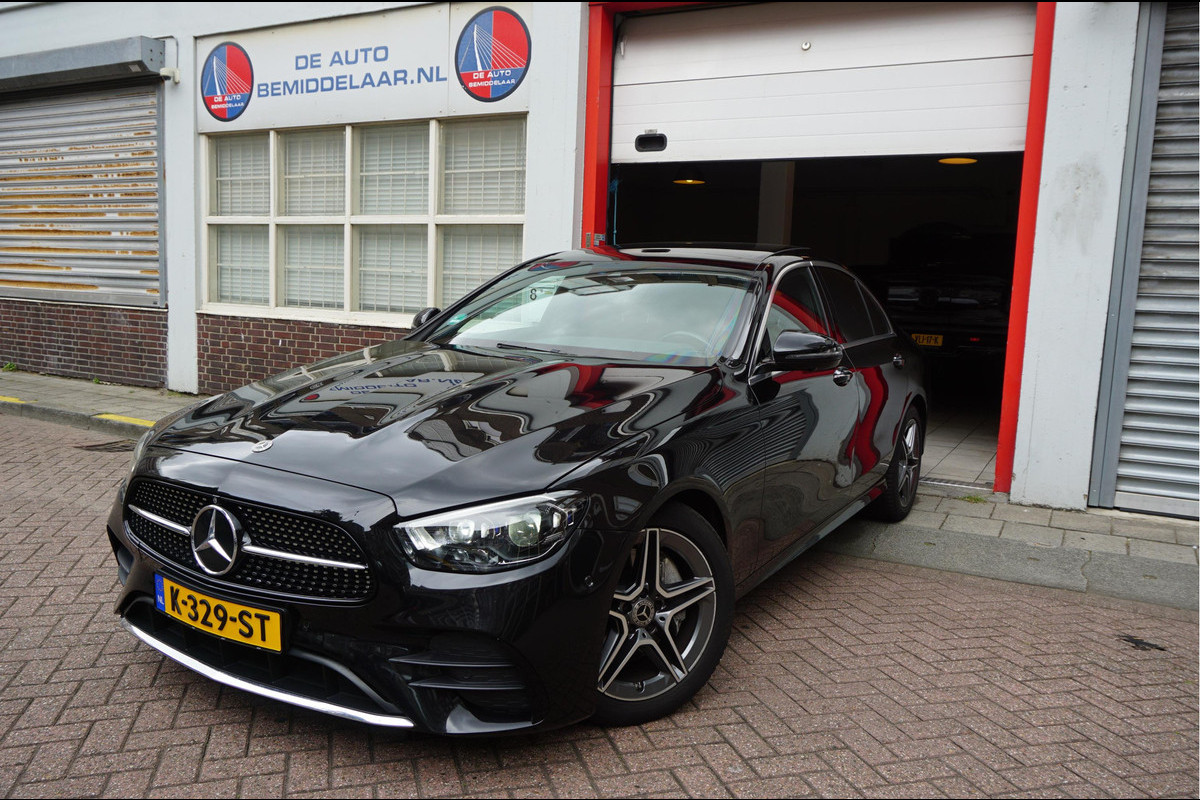 Mercedes-Benz E-Klasse 200 d Business Solution AMG | NL AUTO | 1ste Eigenaar | Dealer onderhouden | Panoramadak | Sfeerverlichting | Leder | 360 camera | Cruise + Lane | Burmester Mercedes-Benz E-Klasse 200 d Business Solution AMG | NL AUTO | 1ste Eigenaar | Dealer onderhouden | Panoramadak | Sfeerverlichting | Leder | 360 camera | Cruise + Lane | Burmester