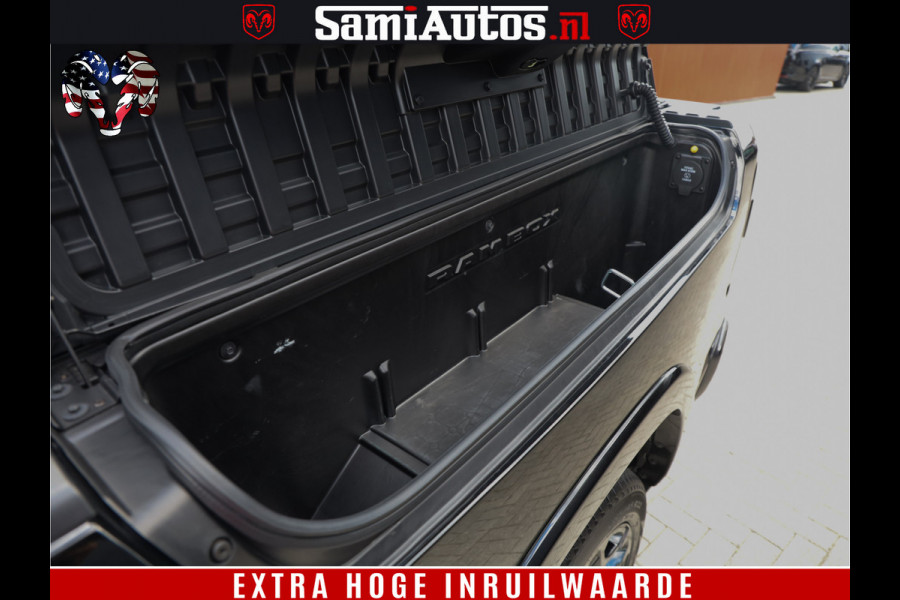 Dodge Ram 1500 DIAMOND LIMITED NIGHT 5.7 V8 | BLACK OPS | MULTITAILGATE | PANO | ADAPTIVE CRUISE | 360CAM | APPLE CARPLAY | PRINS LPG ONDERBOUW | LUCHTVERING | 4X4 | Comfortabele Dubbele Cabine met Royale 5 Zitplaatsen | BEUTY | MEEST COMPLETE UITVOERING | ALLES IN ZWART & WIELEN HOOGGLANS ZWART |
