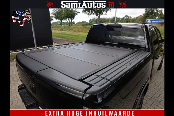 Dodge Ram 1500 DIAMOND LIMITED NIGHT 5.7 V8 | BLACK OPS | MULTITAILGATE | PANO | ADAPTIVE CRUISE | 360CAM | APPLE CARPLAY | PRINS LPG ONDERBOUW | LUCHTVERING | 4X4 | Comfortabele Dubbele Cabine met Royale 5 Zitplaatsen | BEUTY | MEEST COMPLETE UITVOERING | ALLES IN ZWART & WIELEN HOOGGLANS ZWART |