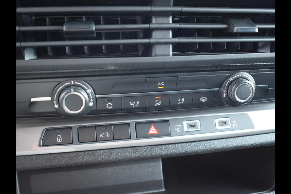 Peugeot e-Expert EV L3 75 kWh 3 ZITS | 0% RENTE | NAVI & CARPLAY | ACHTERUITRIJCAMERA MET SENSOREN | E.C.C. | UIT VOORRAAD LEVERBAAR