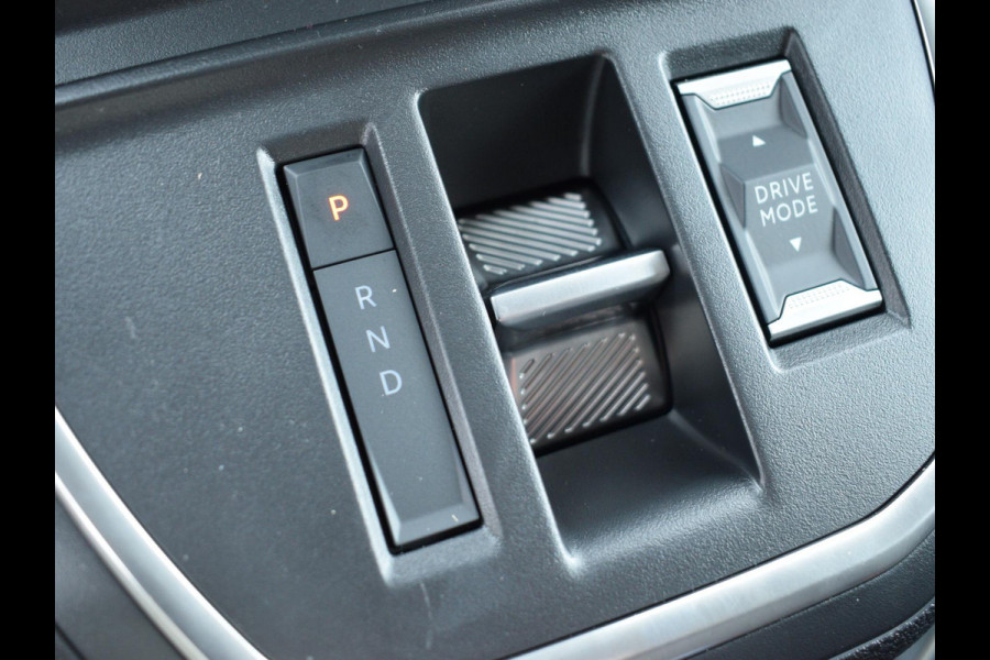 Peugeot e-Expert EV L3 75 kWh 3 ZITS | 0% RENTE | NAVI & CARPLAY | ACHTERUITRIJCAMERA MET SENSOREN | E.C.C. | UIT VOORRAAD LEVERBAAR