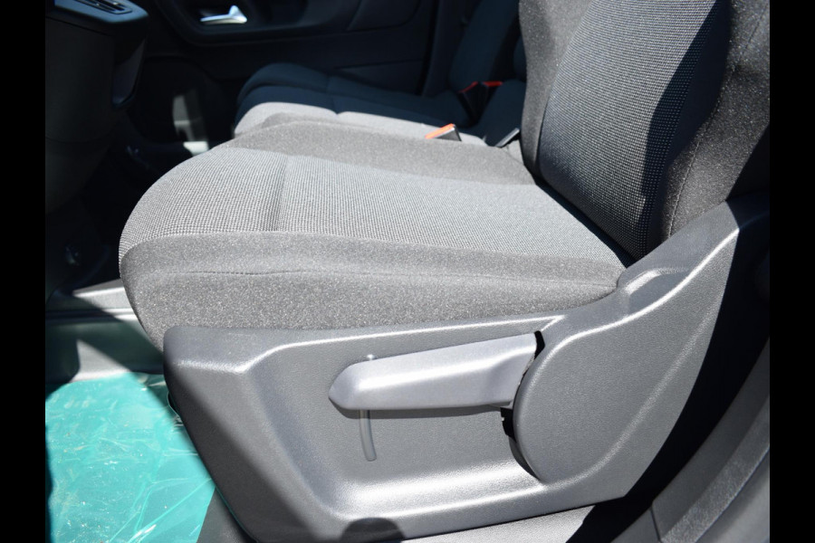 Peugeot e-Partner 136 L2 50 kWh | 0% rente | Apple Carplay | parkeersensoren + camera | navigatie | rijklaarprijs